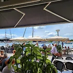 Harbour View *