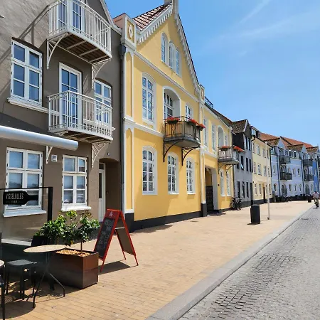 Harbour View Апартаменты