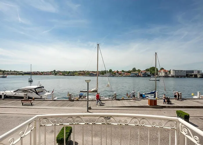 Harbour View *