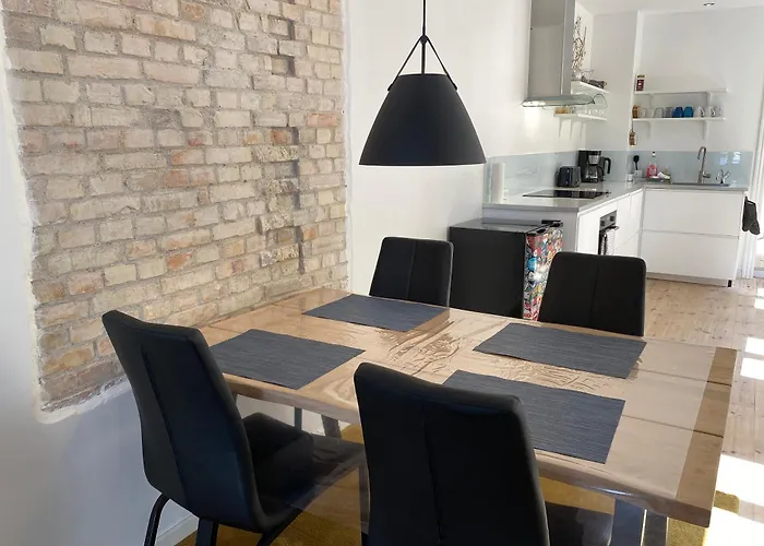 Harbour View Apartment *